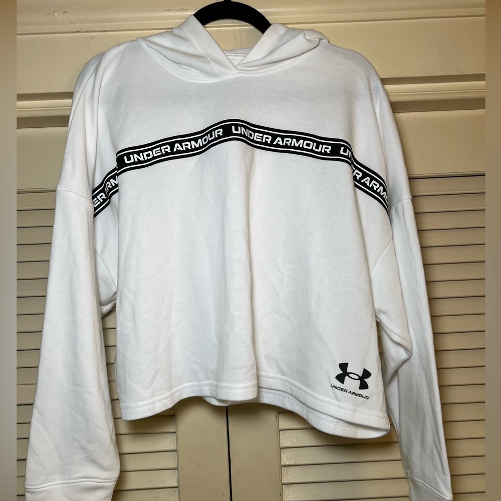 Under Armour Rival Logo Cropped Pullover Hoodie, size medium - Picture 8 of 11